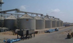 Inspection of grain silo complex